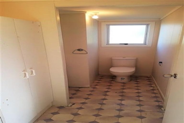 Photo of property in 22 Taka Street, Takanini, 2112