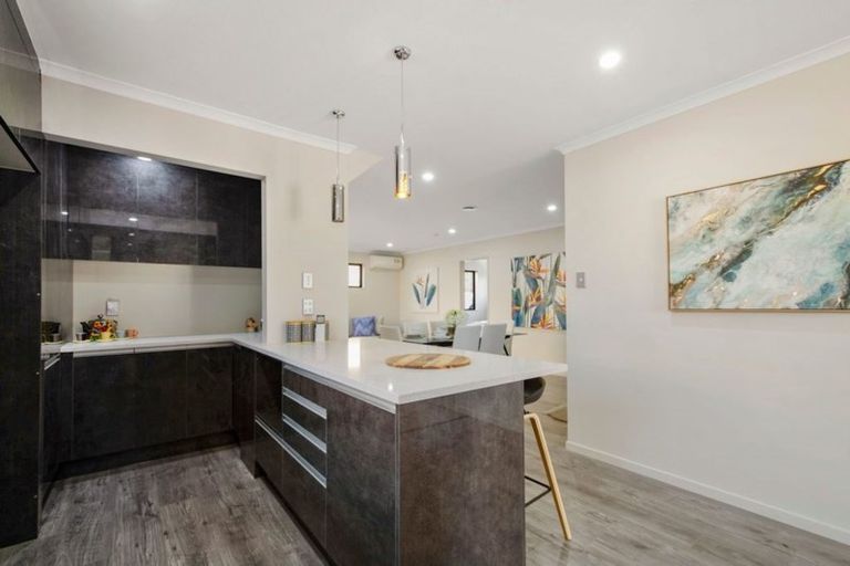 Photo of property in 4 Te Aramanu Crescent, Papakura, 2110