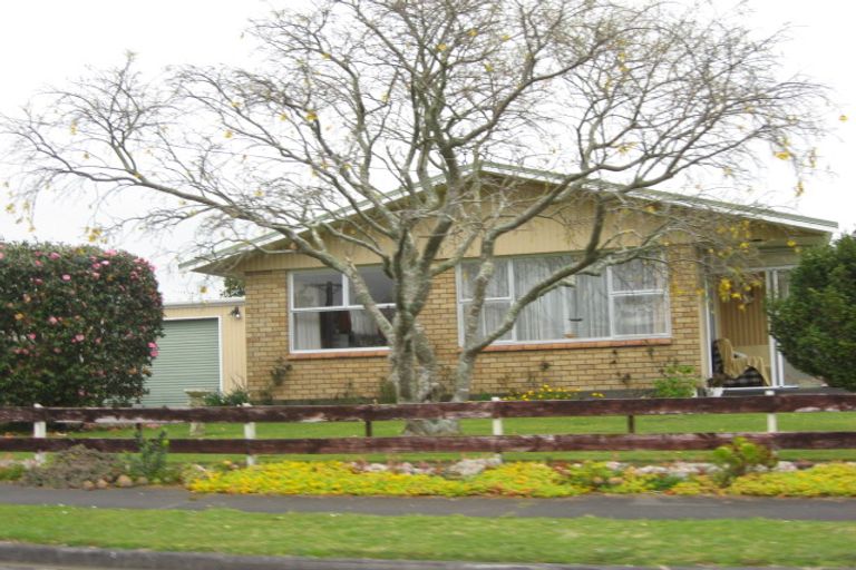 Photo of property in 12 Fox Street, Okato, 4335