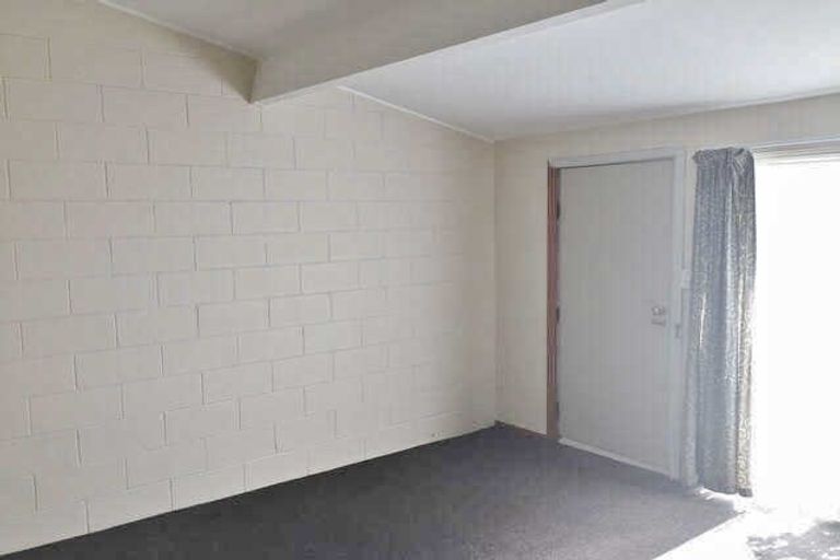 Photo of property in 1/206 Hastings Street East, Waltham, Christchurch, 8023