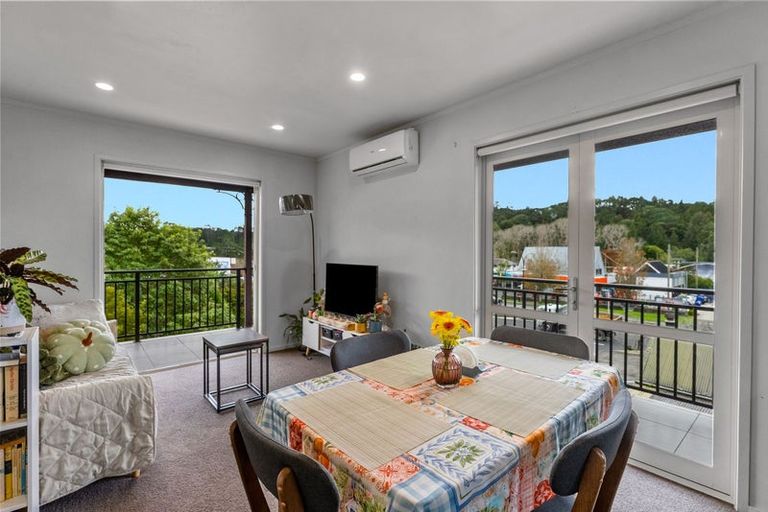 Photo of property in The Grand Apartments, 2d/4 Kell Drive, Albany, Auckland, 0632