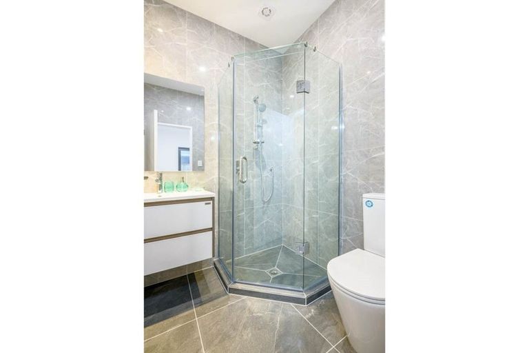 Photo of property in 12 Black Beech Crescent, Takanini, 2110