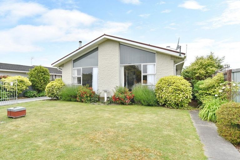 Photo of property in 18 Keldon Avenue, Rangiora, 7400