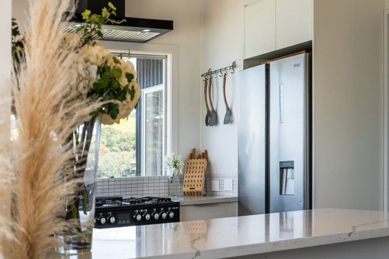 Photo of property in 57 Grand View Road, Leigh, 0985