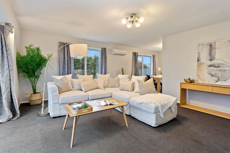 Photo of property in 633 Main North Road, Belfast, Christchurch, 8051