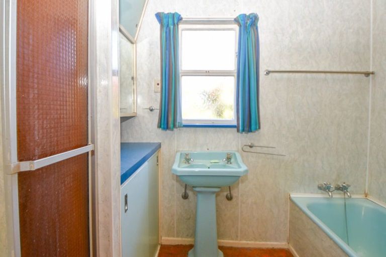 Photo of property in 27 Taverner Street, Carterton, 5713