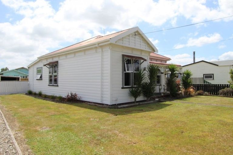 Photo of property in 20 Julia Street, Pahiatua, 4910