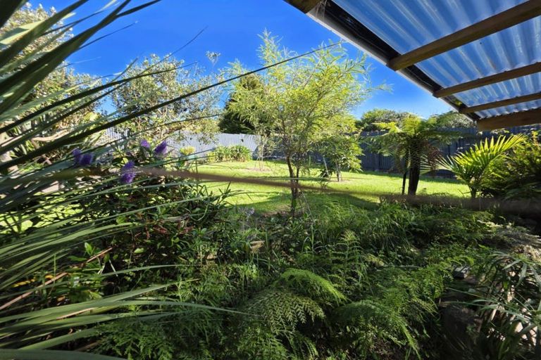 Photo of property in 43 Cambridge Terrace, Kaiti, Gisborne, 4010