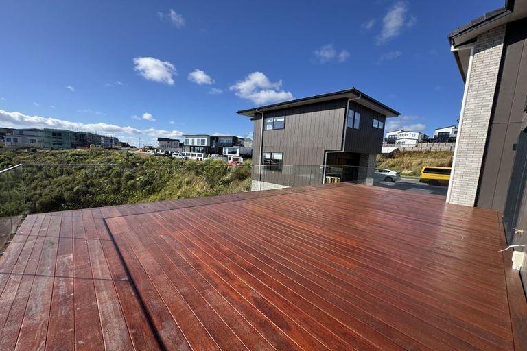 Photo of property in 32 Ridgehill Rise, Flat Bush, 2019