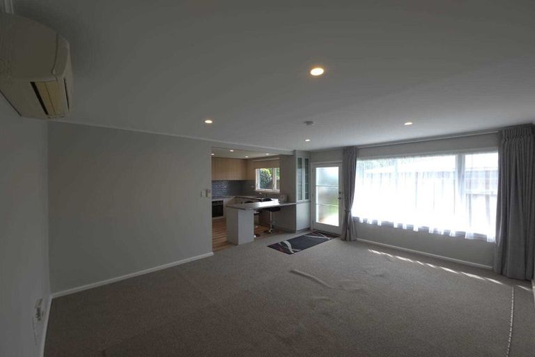 Photo of property in 1/9 Curletts Road, Sockburn, Christchurch, 8042