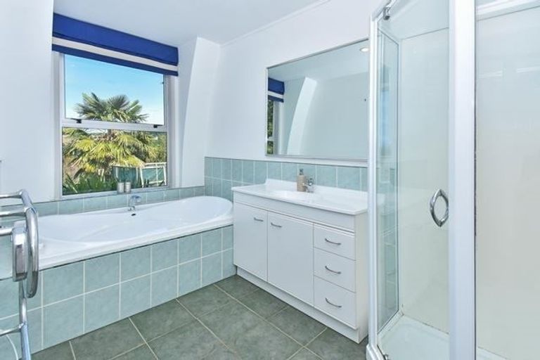 Photo of property in 525 Creightons Road, Ardmore, Papakura, 2582