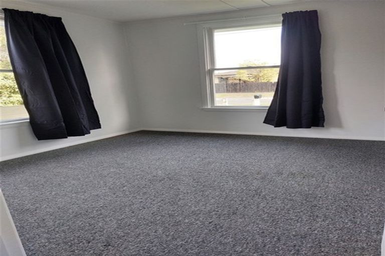 Photo of property in 33 Railway Crescent, Masterton, 5810