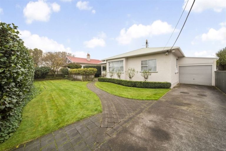 Photo of property in 14 Disraeli Street, Hawera, 4610
