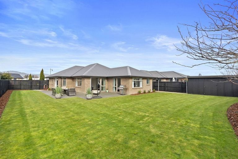 Photo of property in 3 Constance Place, Aidanfield, Christchurch, 8025