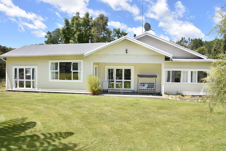 Photo of property in 1783 Lake Road, Frasertown, Wairoa, 4195