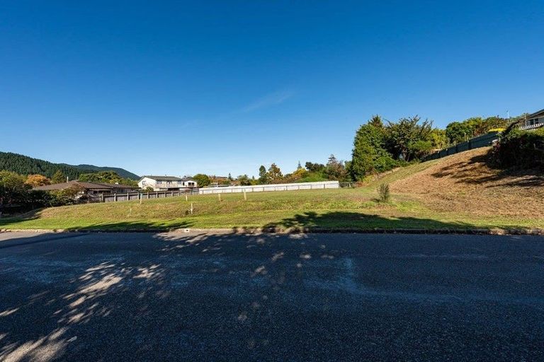 Photo of property in 19 Marere Avenue, Paraparaumu, 5032