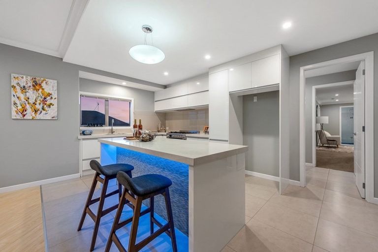 Photo of property in 14 Miranda Place, Flagstaff, Hamilton, 3210