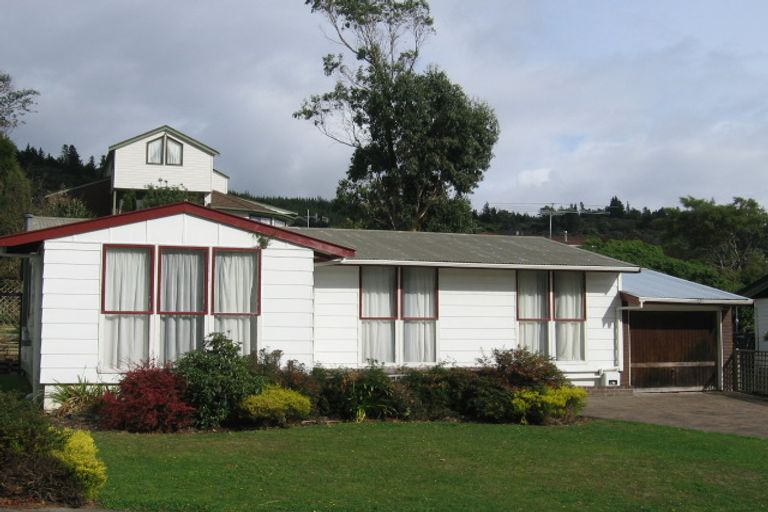 Photo of property in 66 Field Street, Silverstream, Upper Hutt, 5019