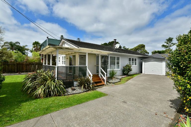 Photo of property in 12 Forest Glen, Orewa, 0931