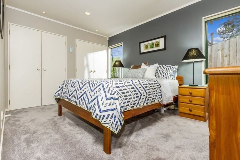 Photo of property in 3/129a Manuka Road, Bayview, Auckland, 0629