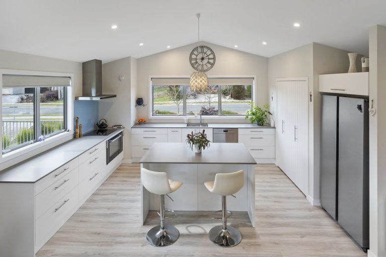 Photo of property in 89 Iwa Street, Mapua, 7005