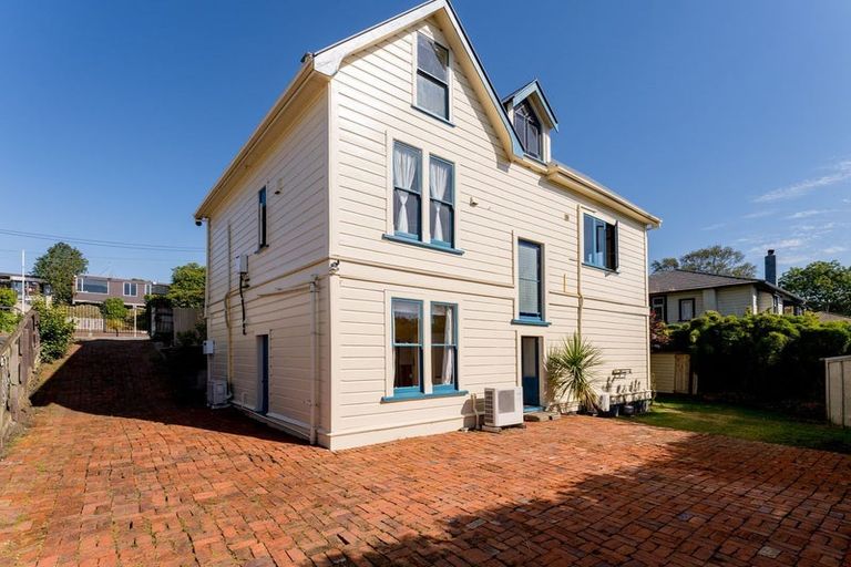 Photo of property in Elgin House, 31 Elgin Road, Mornington, Dunedin, 9011