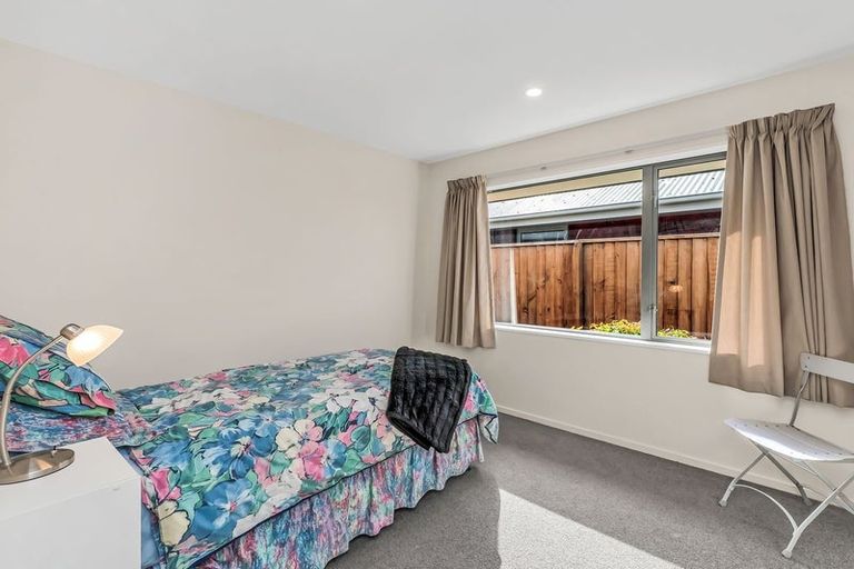 Photo of property in 16 Venerable Terrace, Yaldhurst, Christchurch, 8042