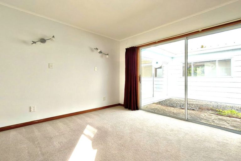 Photo of property in 14a Roseberry Avenue, Birkenhead, Auckland, 0626