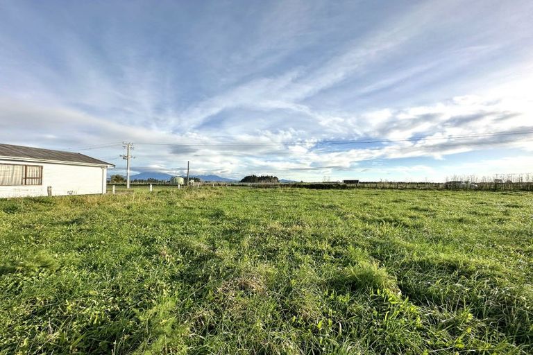 Photo of property in 259 Waitara Road, Brixton, Waitara, 4382