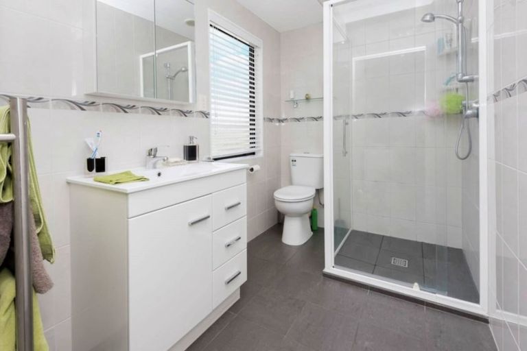 Photo of property in 26a Howe Street, Howick, Auckland, 2014