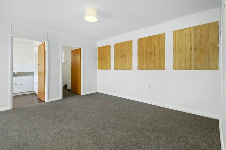 Photo of property in 116 Inglis Street, Seatoun, Wellington, 6022