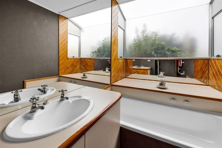 Photo of property in 5 Green Lane, Hawera, 4610