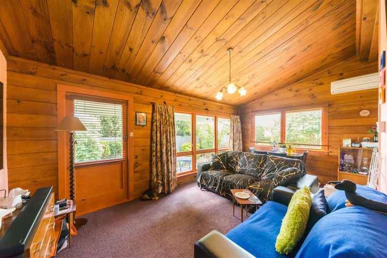 Photo of property in 2 Dalrymple Place, Marton, 4710