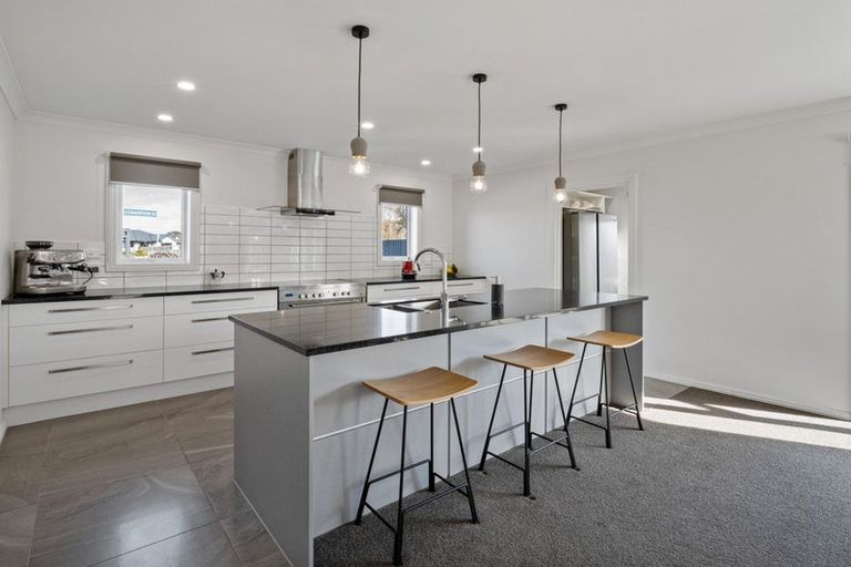 Photo of property in 1 Crampton Close, Kaiapoi, 7630