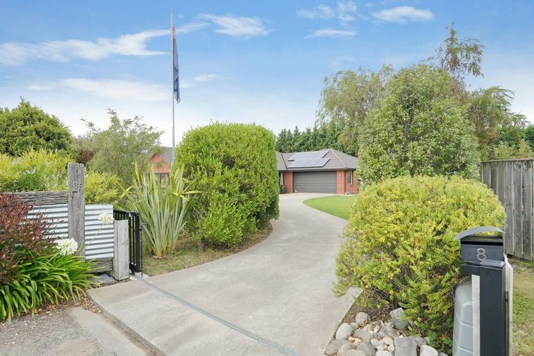 Photo of property in 8 Haydon Place, Amberley, 7410