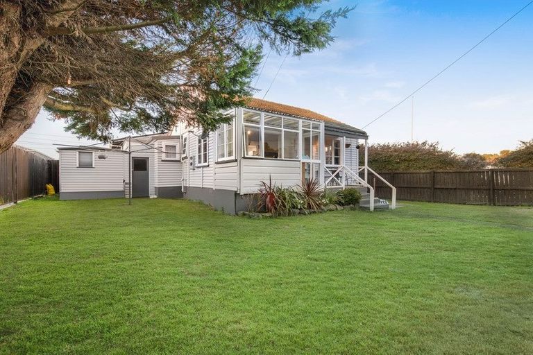 Photo of property in 1/72 Gloucester Road, Manurewa, Auckland, 2102