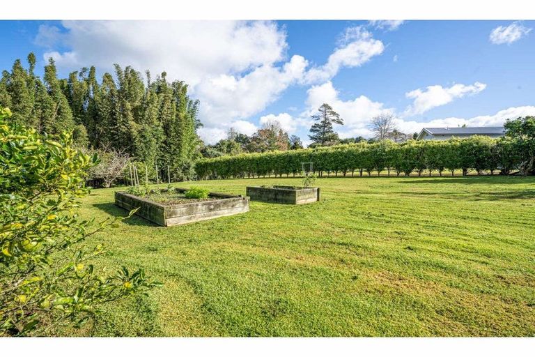 Photo of property in 11 Kendall Road, Kerikeri, 0230