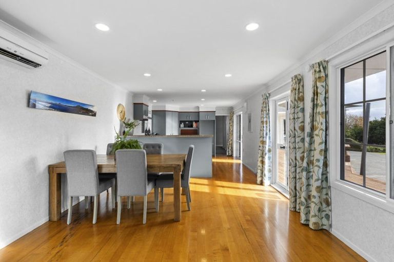 Photo of property in 114 Pipiroa Road, Ngatea, 3503