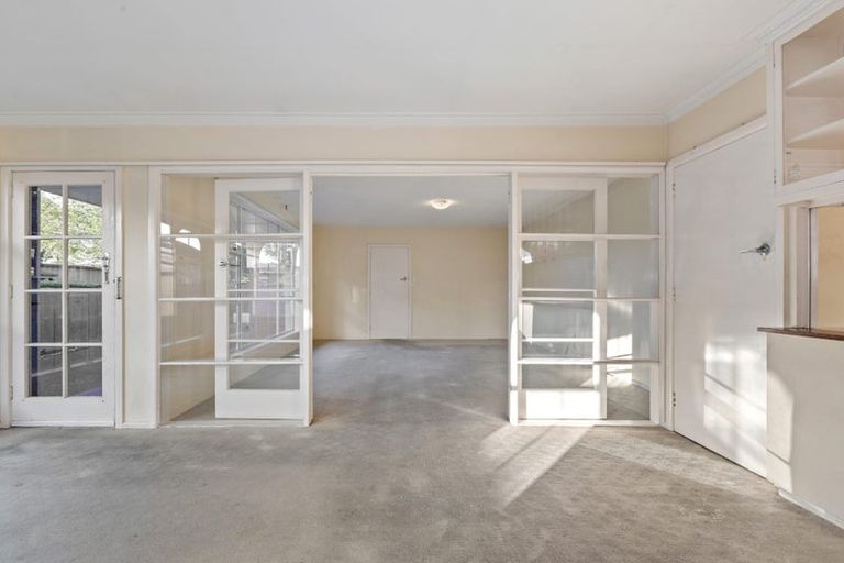 Photo of property in 238 Wairakei Road, Bryndwr, Christchurch, 8053