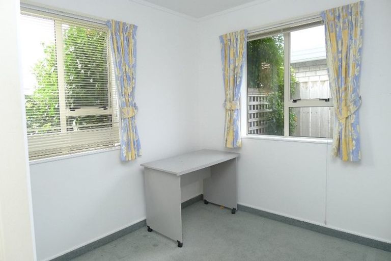 Photo of property in 29 College Drive, Paraparaumu, 5032