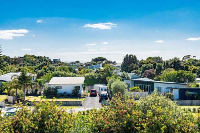 Photo of property in 6 Driftwood Place, Mangawhai Heads, Mangawhai, 0505