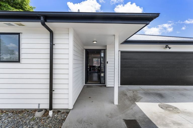 Photo of property in 51a Cosgrave Road, Papakura, 2110