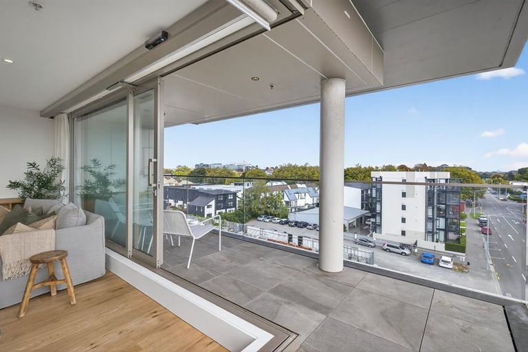 Photo of property in 501/64 Kilmore Street, Christchurch Central, Christchurch, 8013