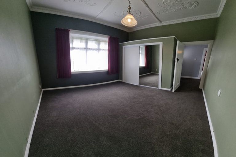 Photo of property in 404 Tremaine Avenue, Takaro, Palmerston North, 4412