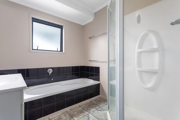 Photo of property in 5 Konini Place, Edgecumbe, 3120