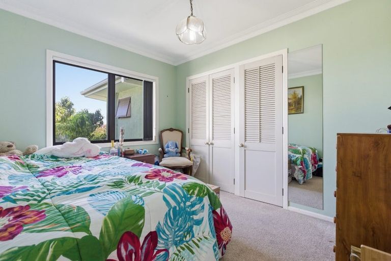 Photo of property in 12 Sutherland Road, Brookfield, Tauranga, 3110