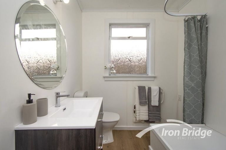 Photo of property in 12 Pinewood Avenue, North New Brighton, Christchurch, 8083