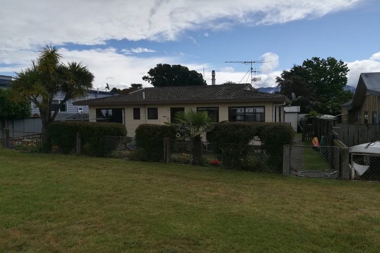 Photo of property in 35 Trewavas Street, Motueka, 7120