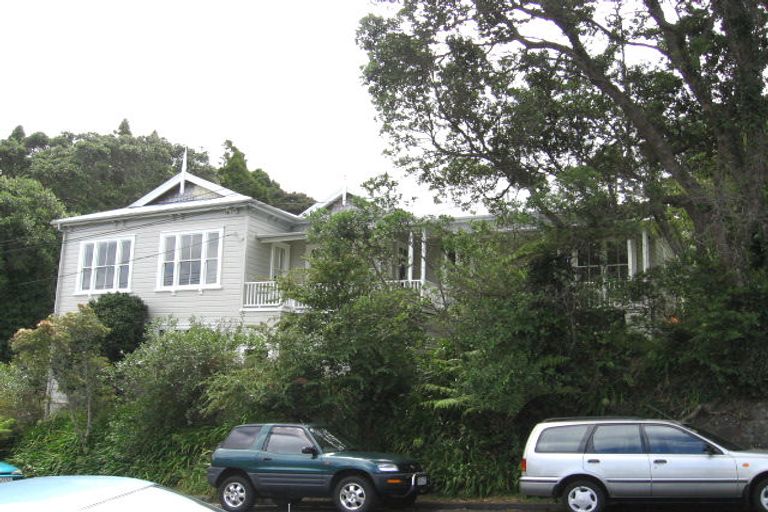 Photo of property in 2 Hinemoa Street, Birkenhead, Auckland, 0626