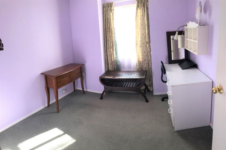 Photo of property in 64 Amapur Drive, Khandallah, Wellington, 6035